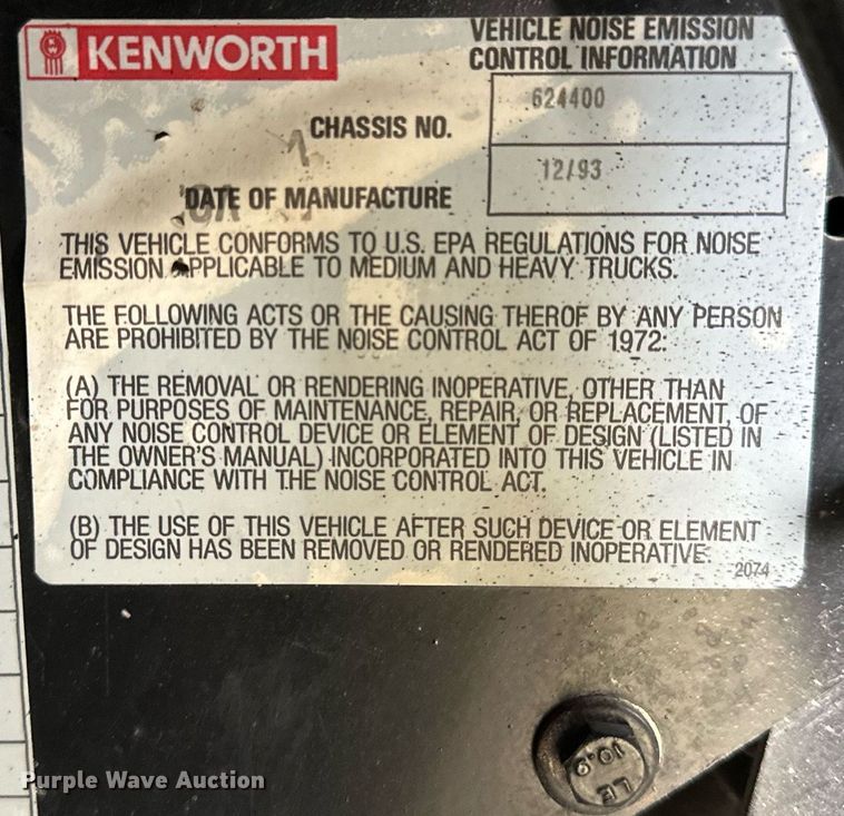 image for item KL9213 1994 Kenworth T800  dump truck