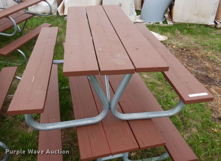 image for item KU9979 (12) picnic tables