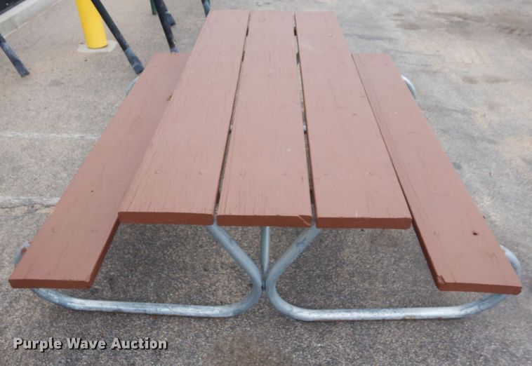 image for item KU9979 (12) picnic tables