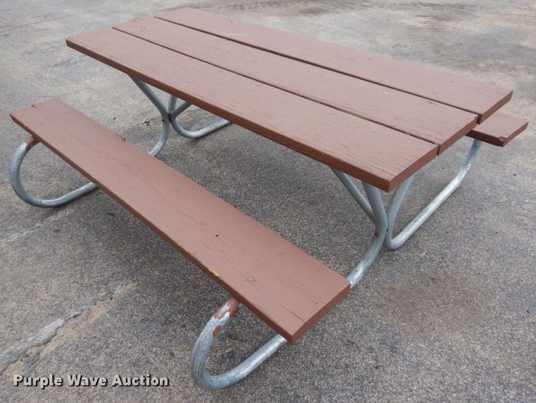 image for item KU9979 (12) picnic tables