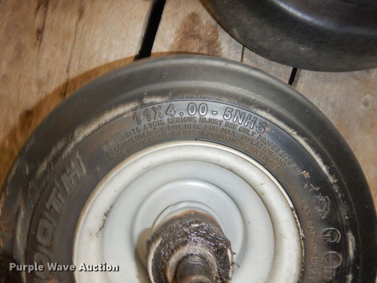 image for item KU9983 Lawn equipment