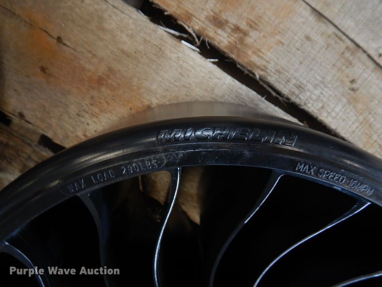 image for item KU9983 Lawn equipment