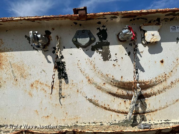 image for item KV9579 1970 Transport Trailers, Inc. GTY 50 FS  equipment trailer