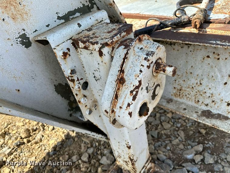 image for item KV9579 1970 Transport Trailers, Inc. GTY 50 FS  equipment trailer