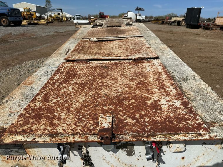 image for item KV9579 1970 Transport Trailers, Inc. GTY 50 FS  equipment trailer