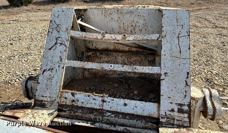 image for item KV9579 1970 Transport Trailers, Inc. GTY 50 FS  equipment trailer