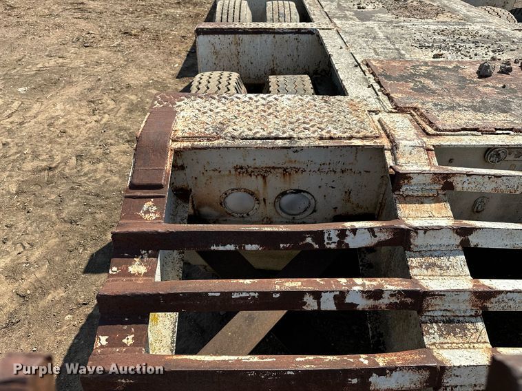 image for item KV9579 1970 Transport Trailers, Inc. GTY 50 FS  equipment trailer