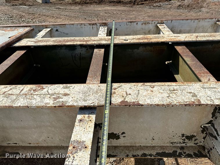 image for item KV9579 1970 Transport Trailers, Inc. GTY 50 FS  equipment trailer