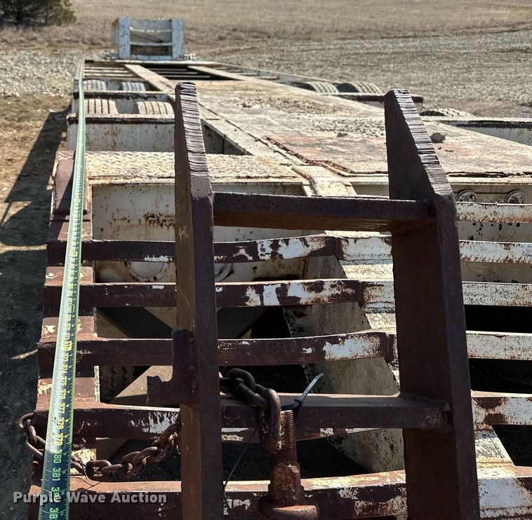 image for item KV9579 1970 Transport Trailers, Inc. GTY 50 FS  equipment trailer