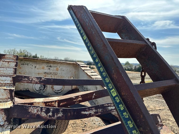 image for item KV9579 1970 Transport Trailers, Inc. GTY 50 FS  equipment trailer