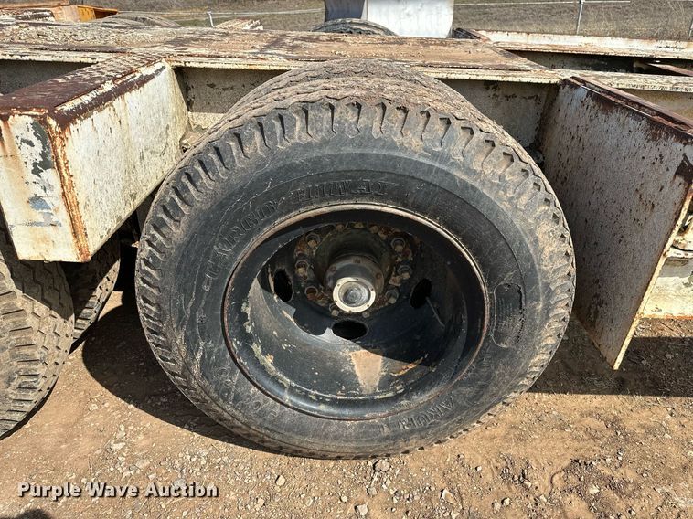 image for item KV9579 1970 Transport Trailers, Inc. GTY 50 FS  equipment trailer