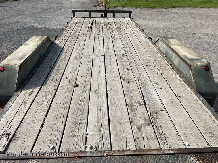 image for item LA9928 2006 R&W  equipment trailer