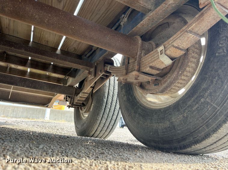 image for item LA9928 2006 R&W  equipment trailer