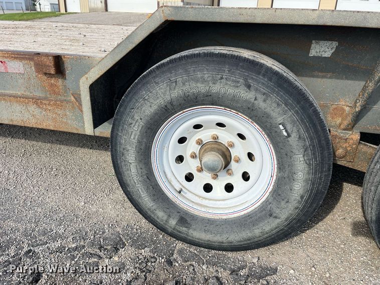 image for item LA9928 2006 R&W  equipment trailer
