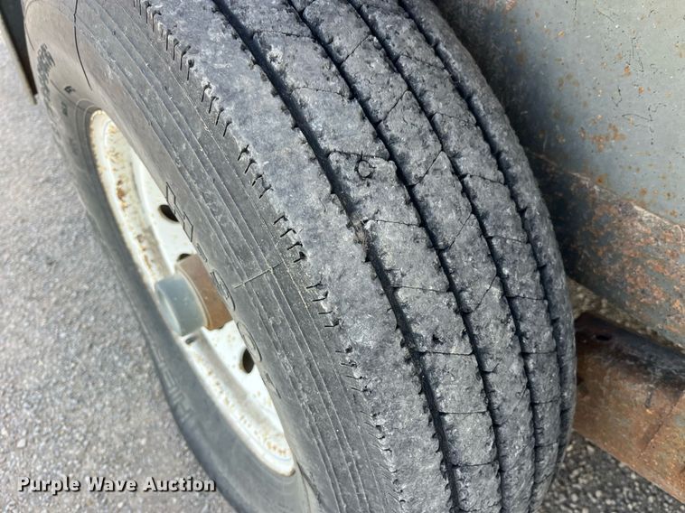 image for item LA9928 2006 R&W  equipment trailer