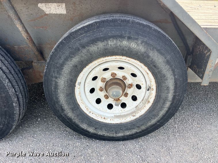 image for item LA9928 2006 R&W  equipment trailer