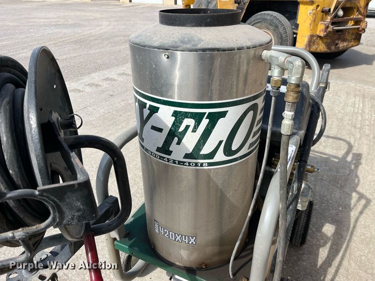 image for item LA9930 Hy-Flo 420X4X  hot pressure washer