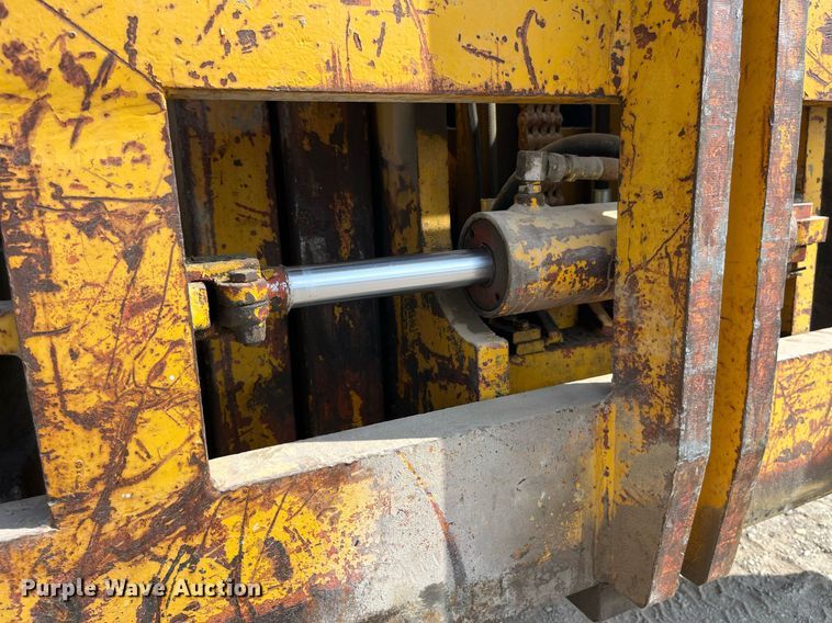 image for item LA9931 Champ CB80  forklift