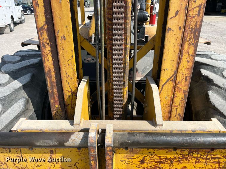 image for item LA9931 Champ CB80  forklift