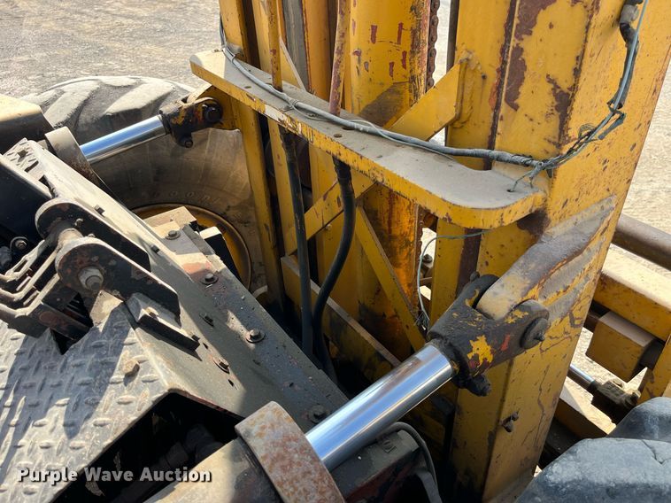 image for item LA9931 Champ CB80  forklift