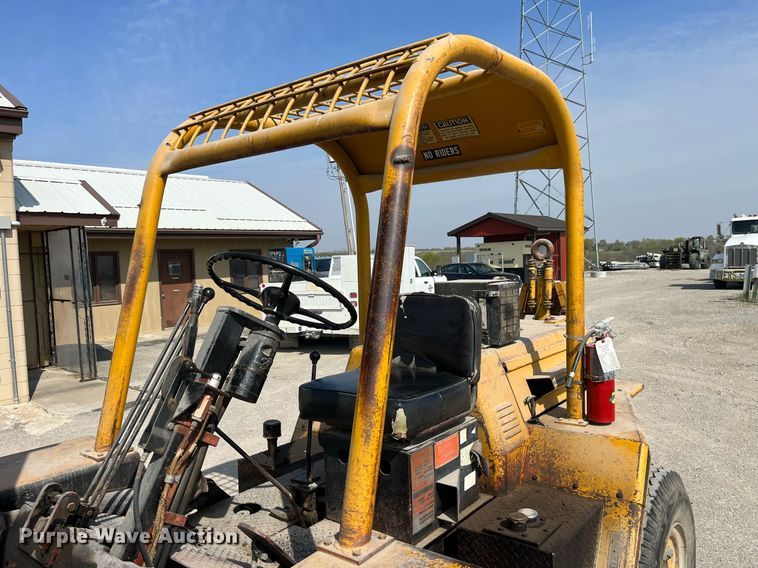 image for item LA9931 Champ CB80  forklift