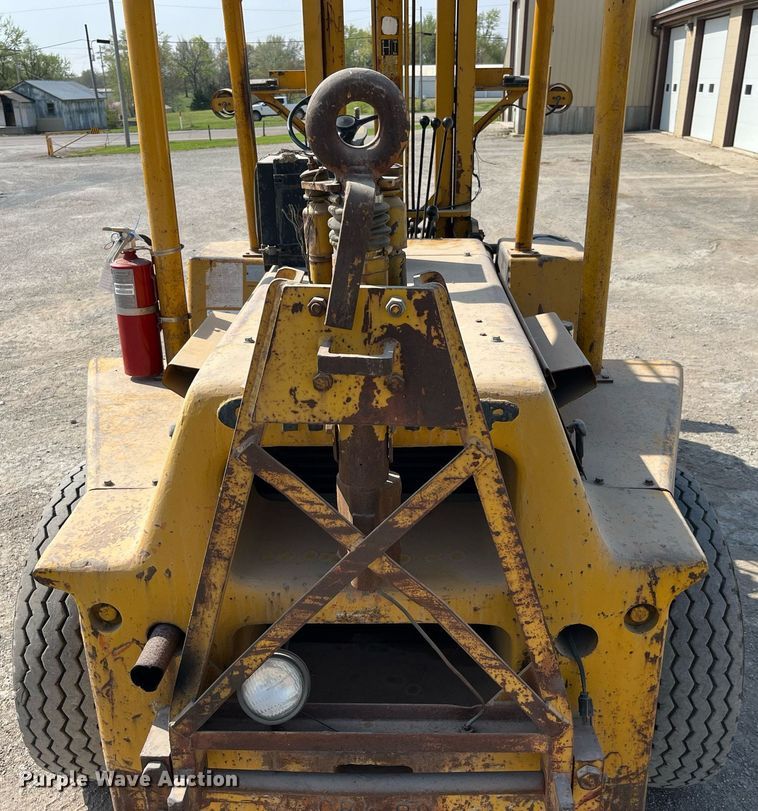 image for item LA9931 Champ CB80  forklift