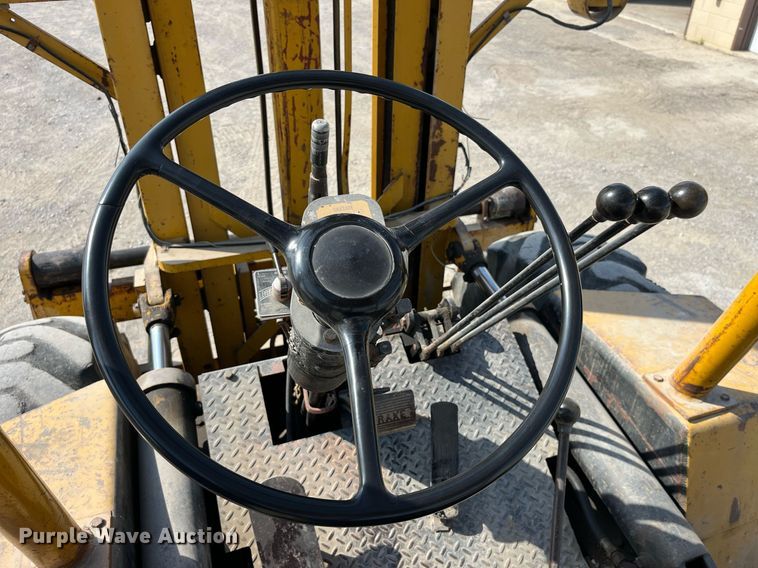 image for item LA9931 Champ CB80  forklift