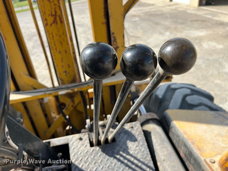 image for item LA9931 Champ CB80  forklift