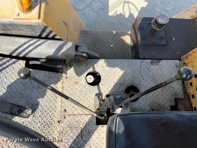 image for item LA9931 Champ CB80  forklift