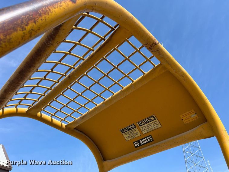 image for item LA9931 Champ CB80  forklift