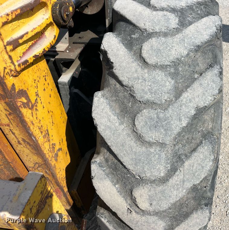 image for item LA9931 Champ CB80  forklift