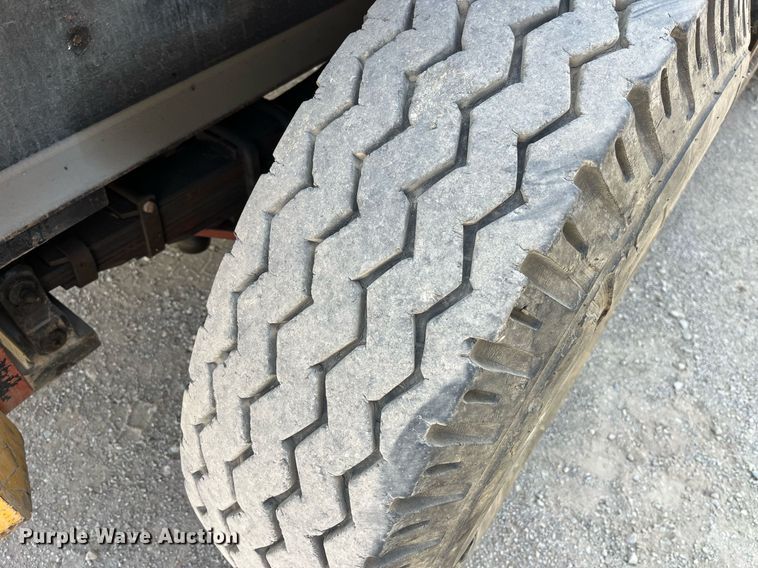 image for item LA9931 Champ CB80  forklift