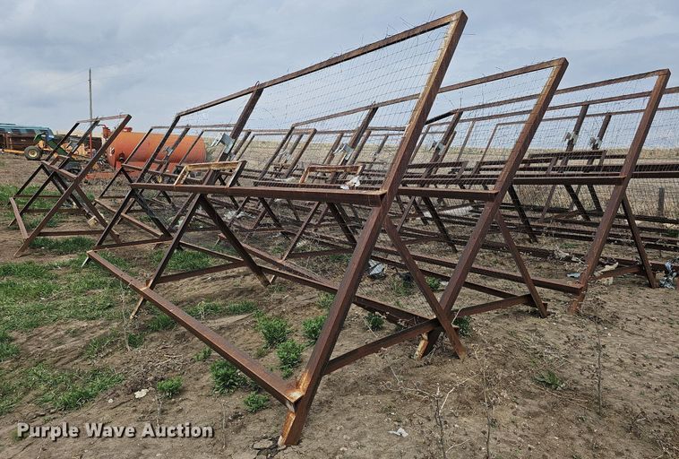 image for item LE9317 (13) litter fence sections