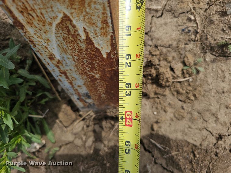 image for item LE9317 (13) litter fence sections