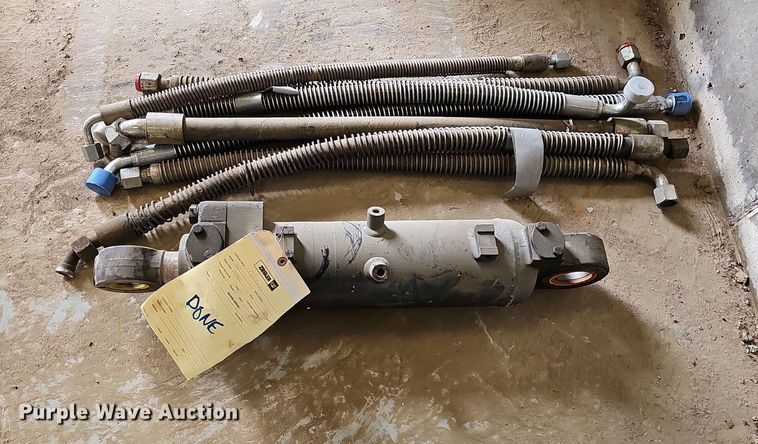 image for item LE9321 Caterpillar parts