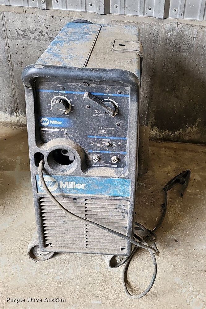 image for item LE9322 Miller Millermatic 210  welder
