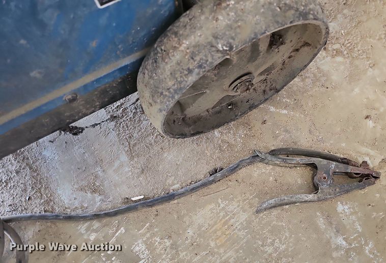 image for item LE9322 Miller Millermatic 210  welder