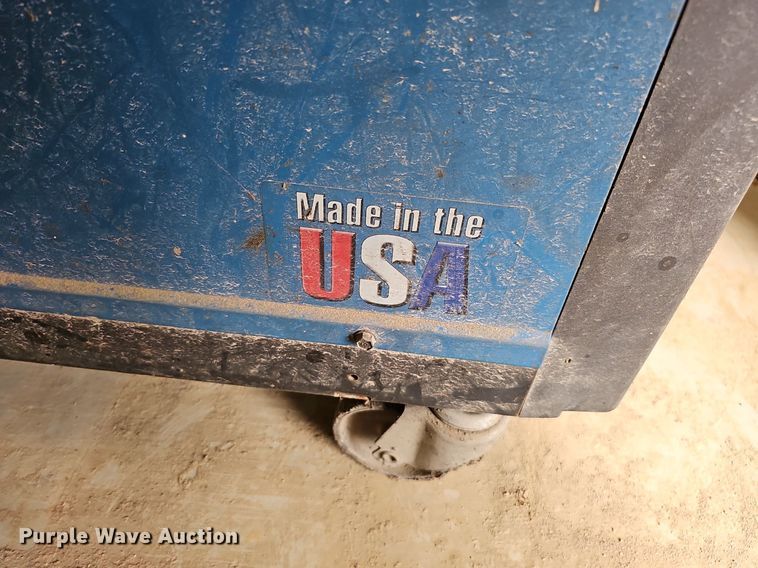 image for item LE9322 Miller Millermatic 210  welder