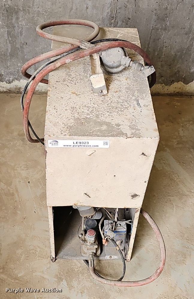 image for item LE9323 L.B. White  propane heater