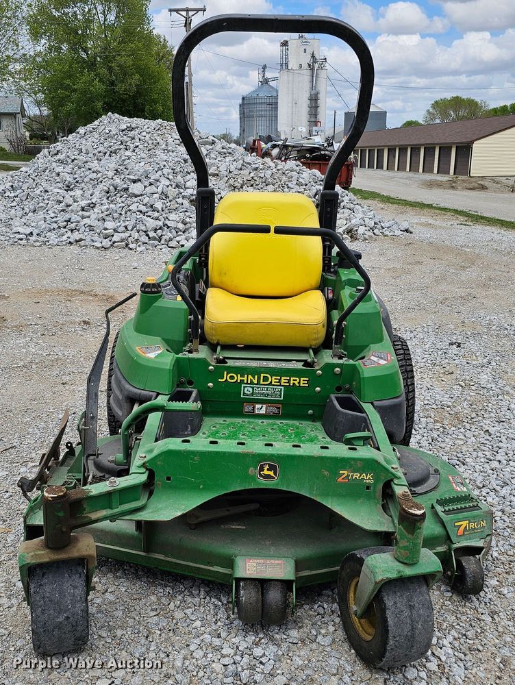 image for item LE9395 John Deere Z830A  ZTR lawn mower