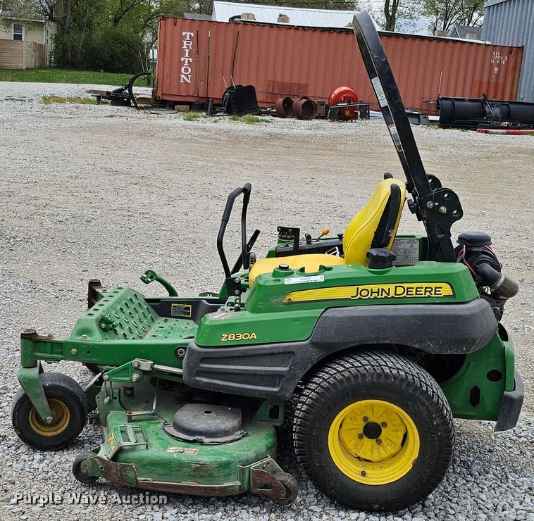 image for item LE9395 John Deere Z830A  ZTR lawn mower