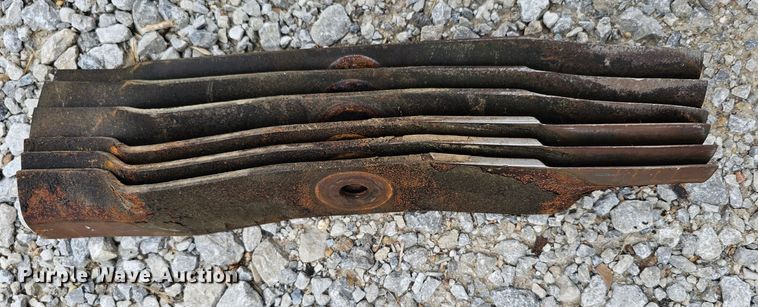 image for item LE9395 John Deere Z830A  ZTR lawn mower