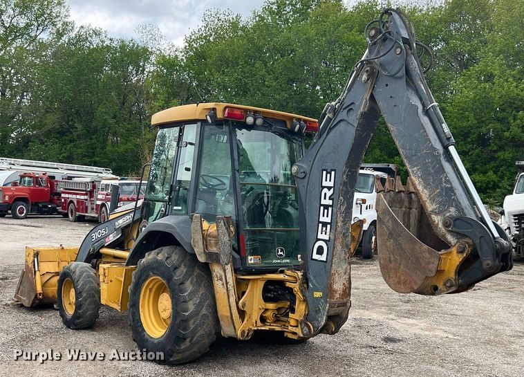 image for item LG9031 2008 John Deere 310SJ  backhoe