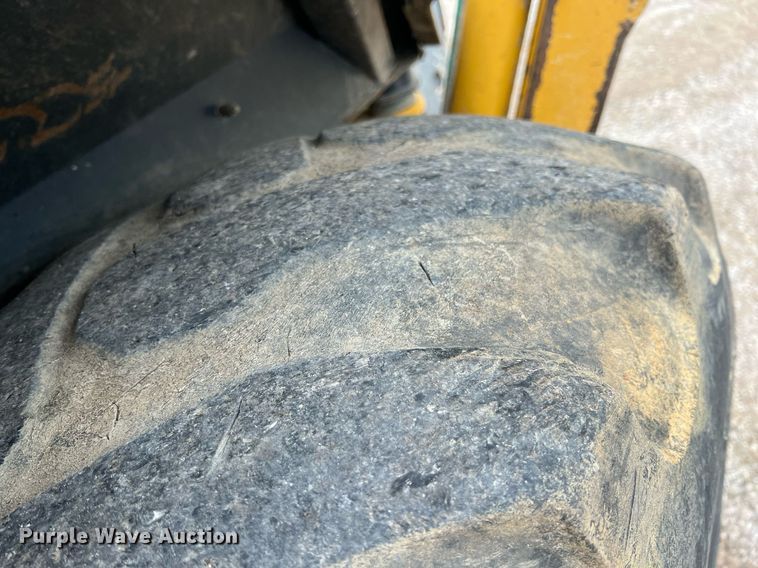 image for item LG9031 2008 John Deere 310SJ  backhoe