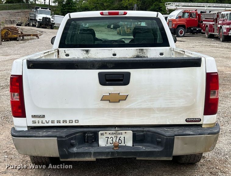 image for item LG9033 2008 Chevrolet Silverado 1500  Ext. Cab pickup truck