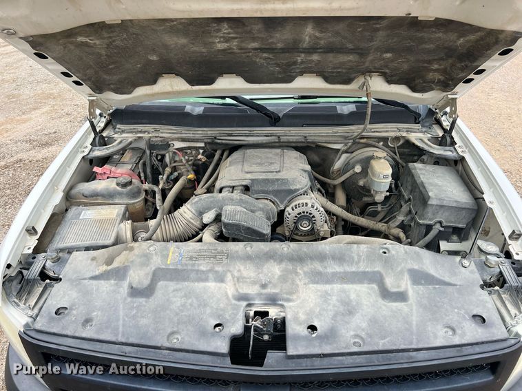 image for item LG9033 2008 Chevrolet Silverado 1500  Ext. Cab pickup truck