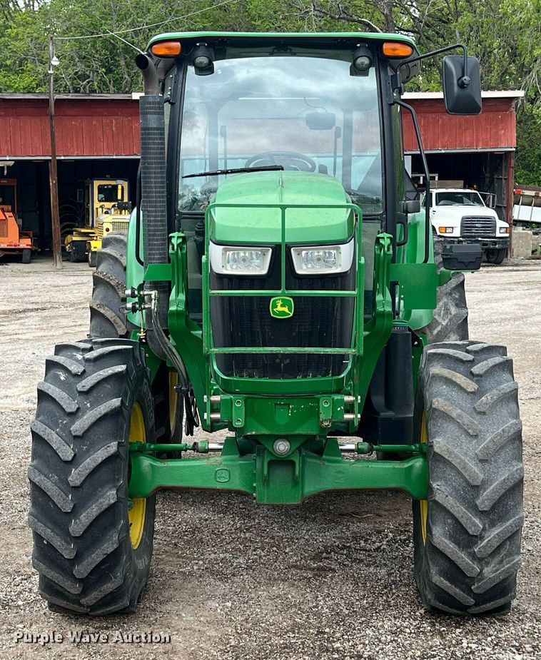 image for item LG9037 2015 John Deere 6115D  MFWD tractor