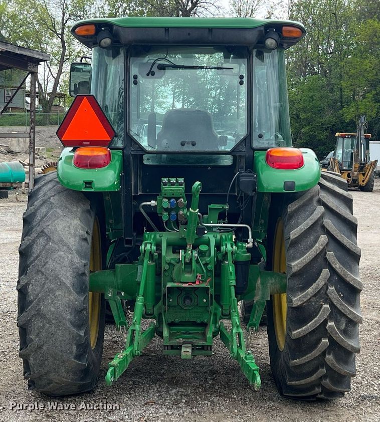 image for item LG9037 2015 John Deere 6115D  MFWD tractor