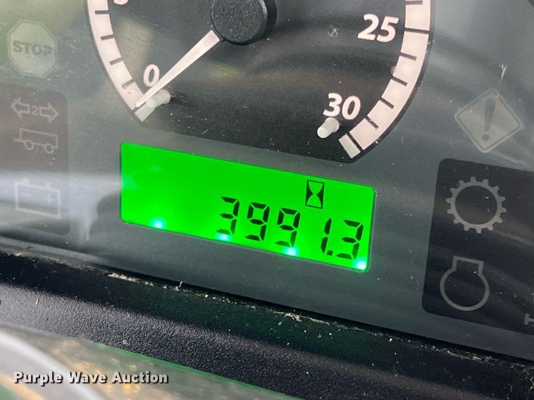 image for item LG9037 2015 John Deere 6115D  MFWD tractor