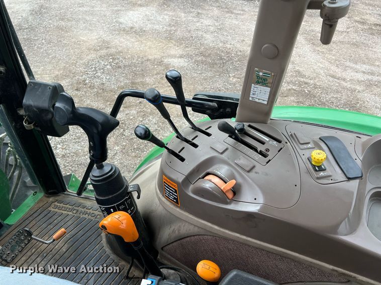 image for item LG9037 2015 John Deere 6115D  MFWD tractor